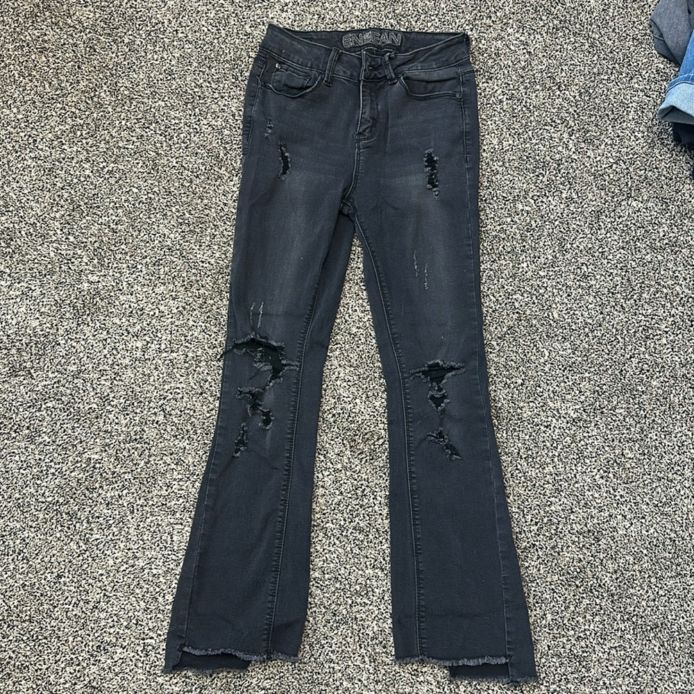 Black ripped jeans